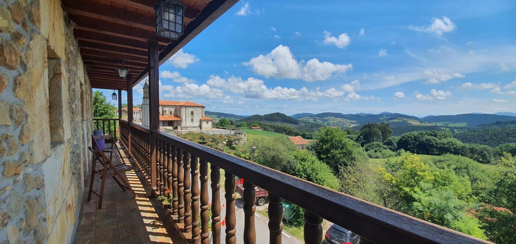 Gasthaus Fuente De Gueelo San Bartolomé de Meruelo Exterior foto