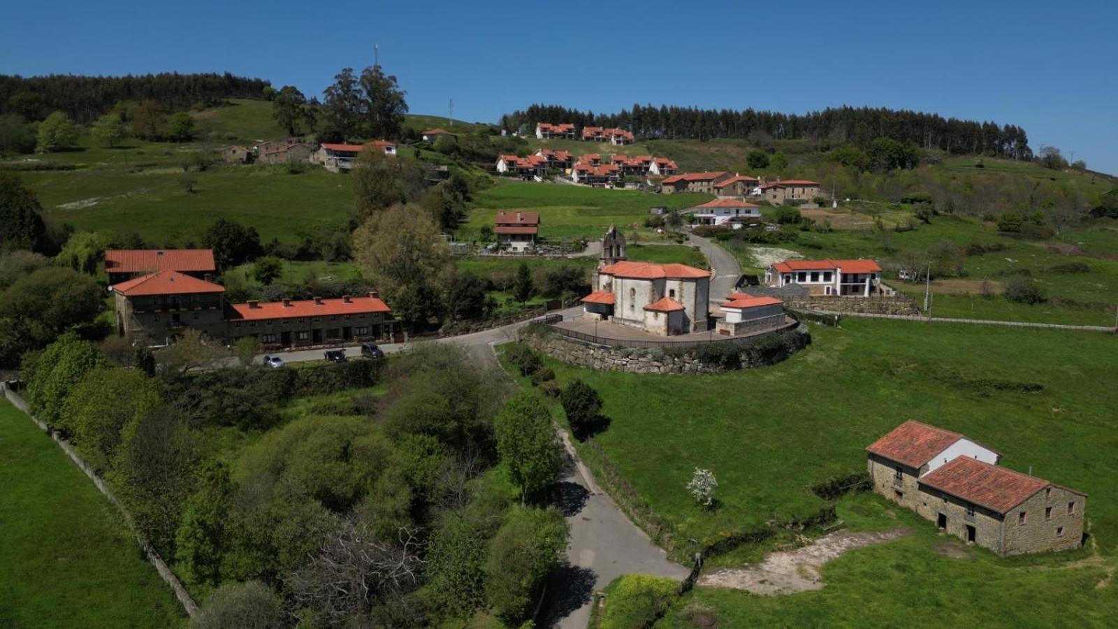 Gasthaus Fuente De Gueelo San Bartolomé de Meruelo Exterior foto