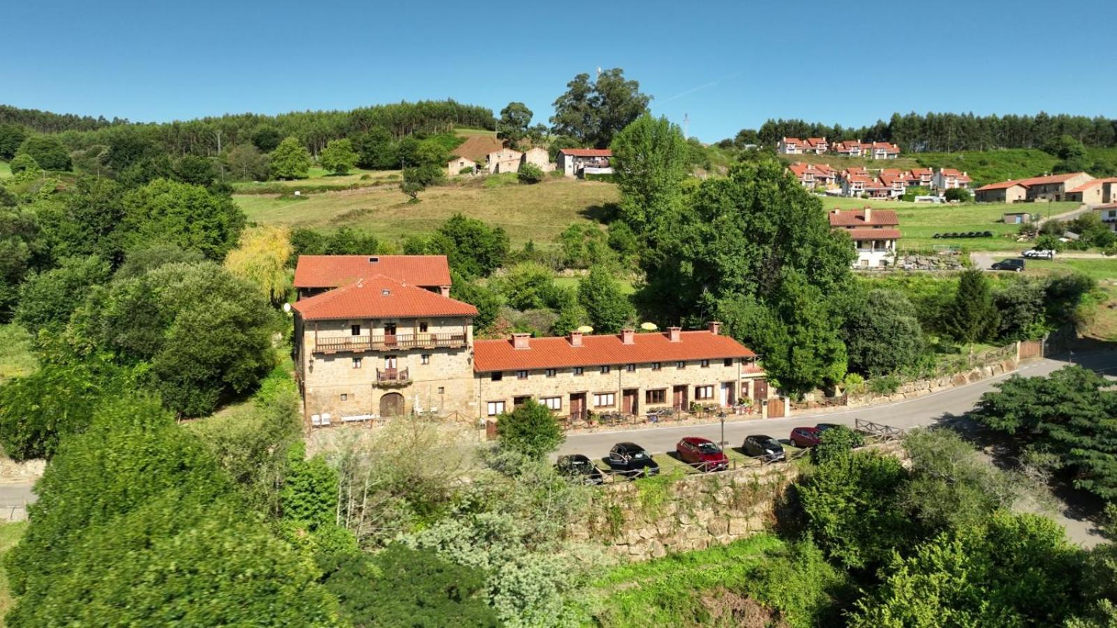 Gasthaus Fuente De Gueelo San Bartolomé de Meruelo Exterior foto